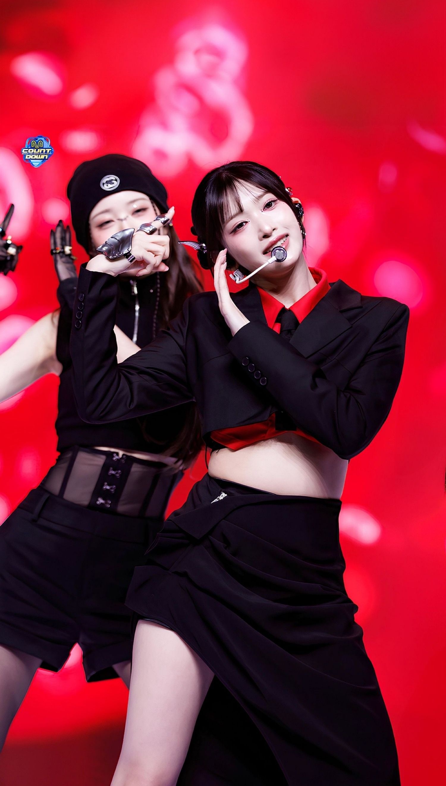 The most beloved wallpaper among Leeseo (IVE)'s fans