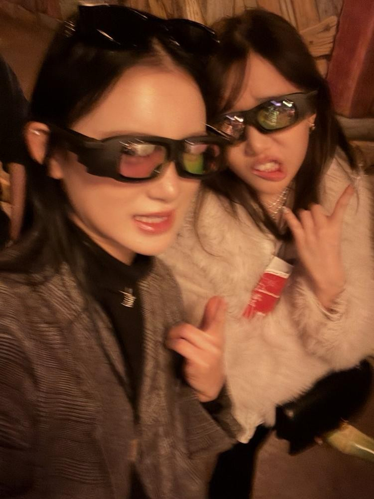 Recent activity shot of Shimizu Keiko (ME:I)