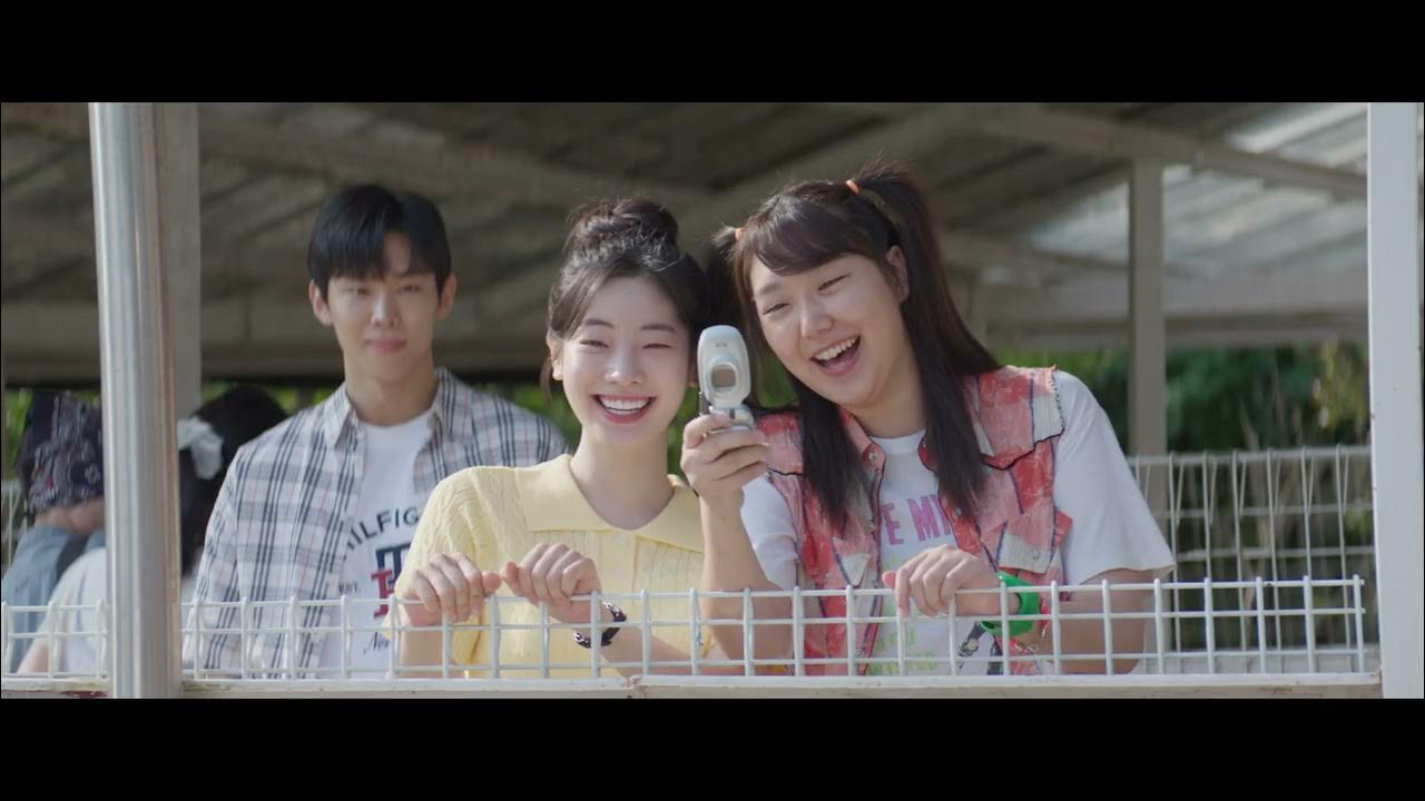 Behind-the-scenes cut of Dahyun (TWICE)