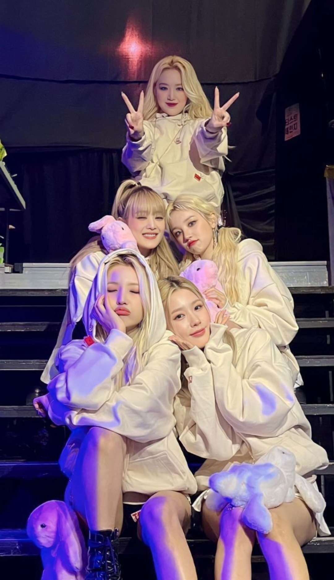 A moment captured by i-dle's fan