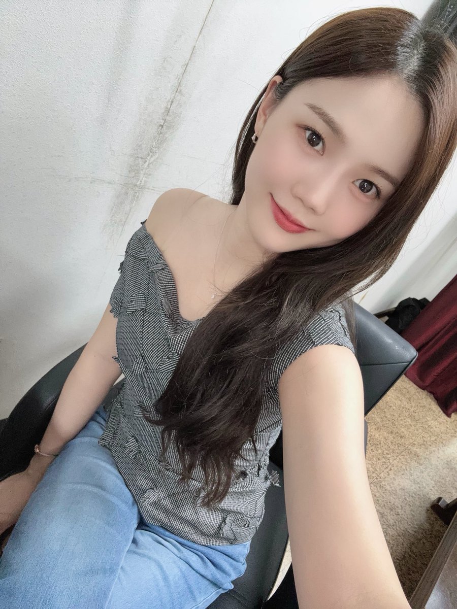 OH MY GIRL的最新活動照片