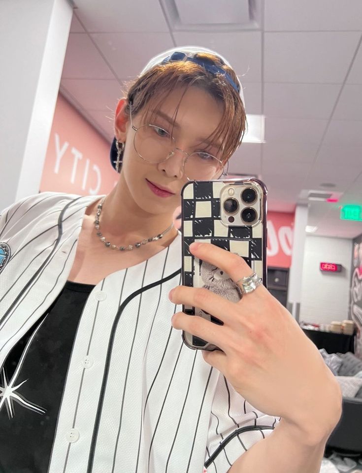 에이티즈의 최신 사진