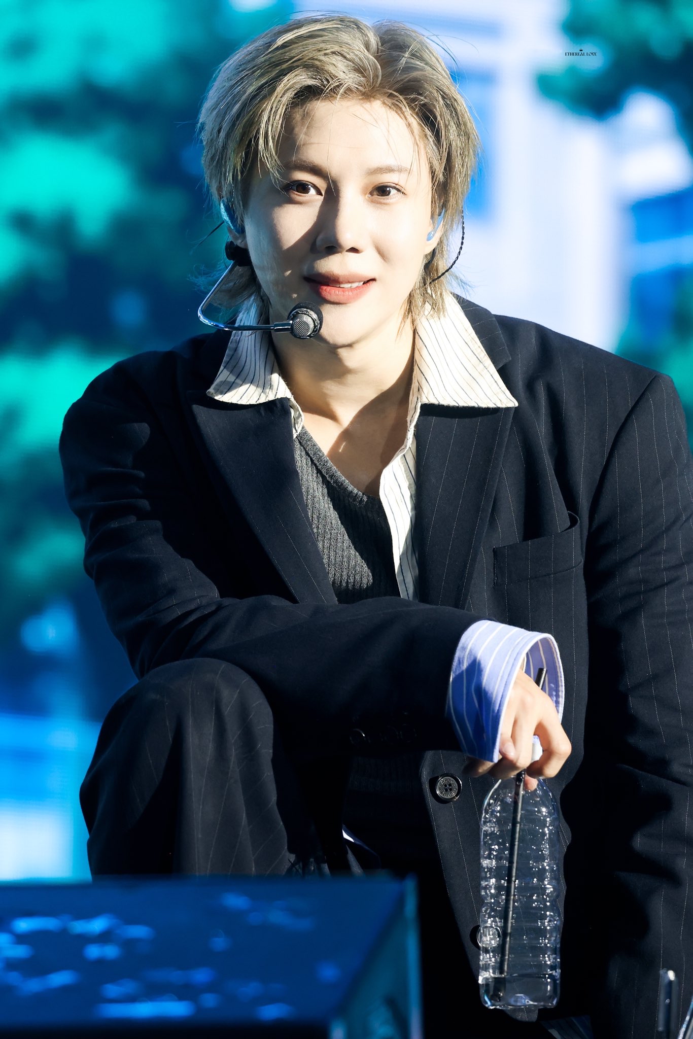 A moment captured by Taemin (SHINee)'s fan