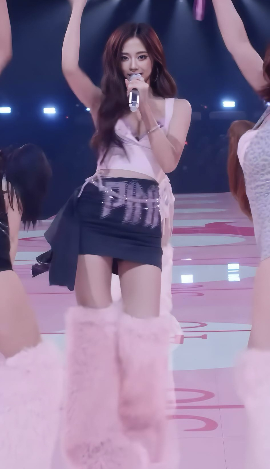 쯔위 (TWICE) 최근 활동샷