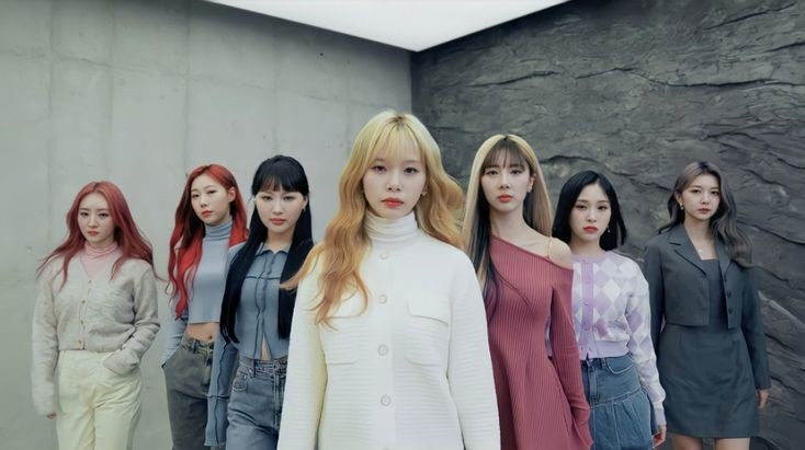 A moment captured by DREAMCATCHER's fan