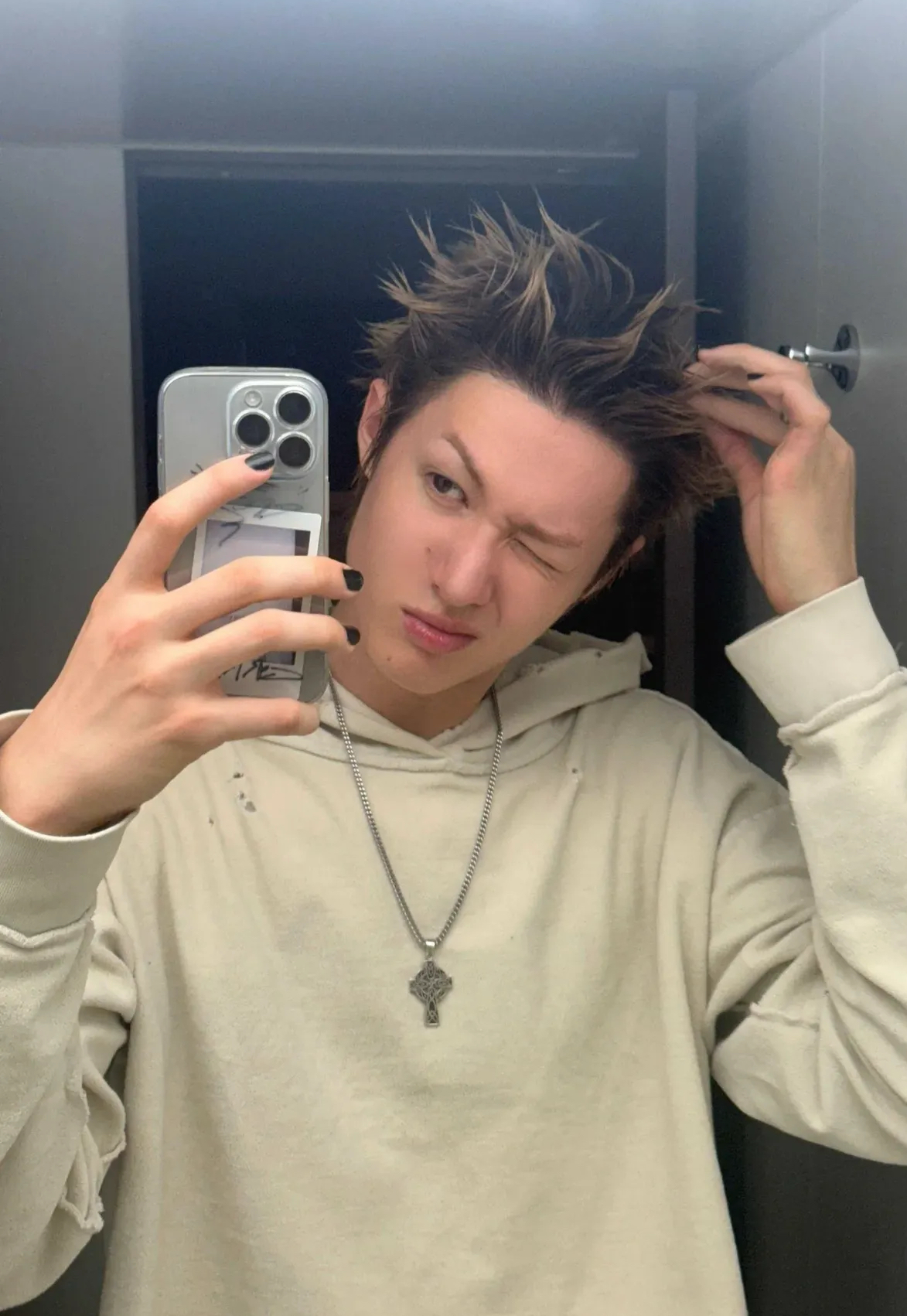 Behind-the-scenes cut of Martin (CORTIS)