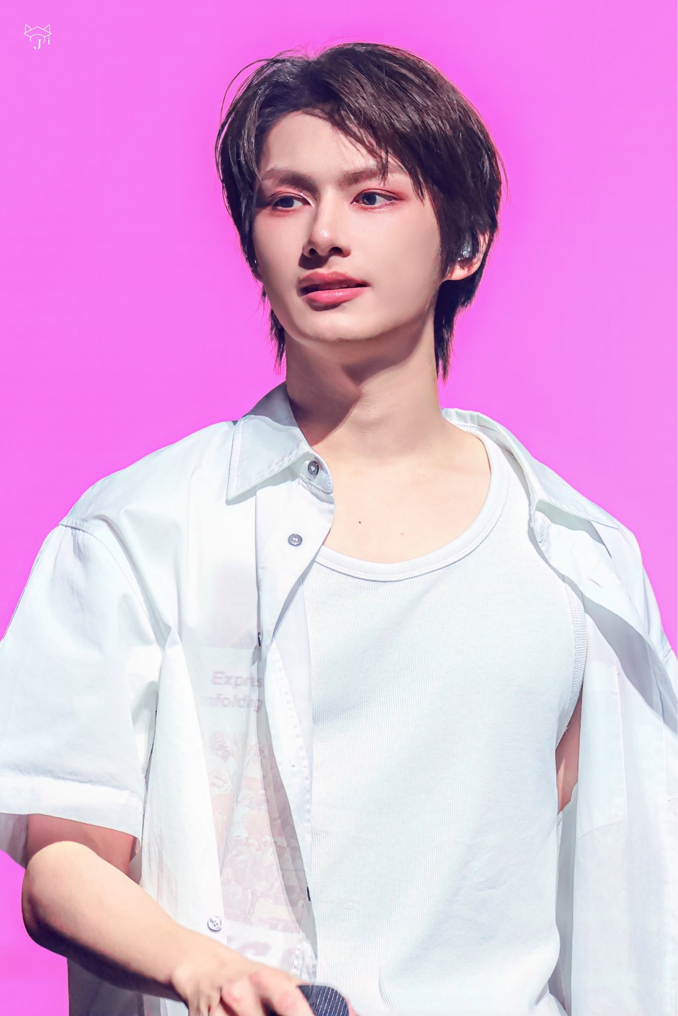 Behind-the-scenes cut of Jun (SEVENTEEN)