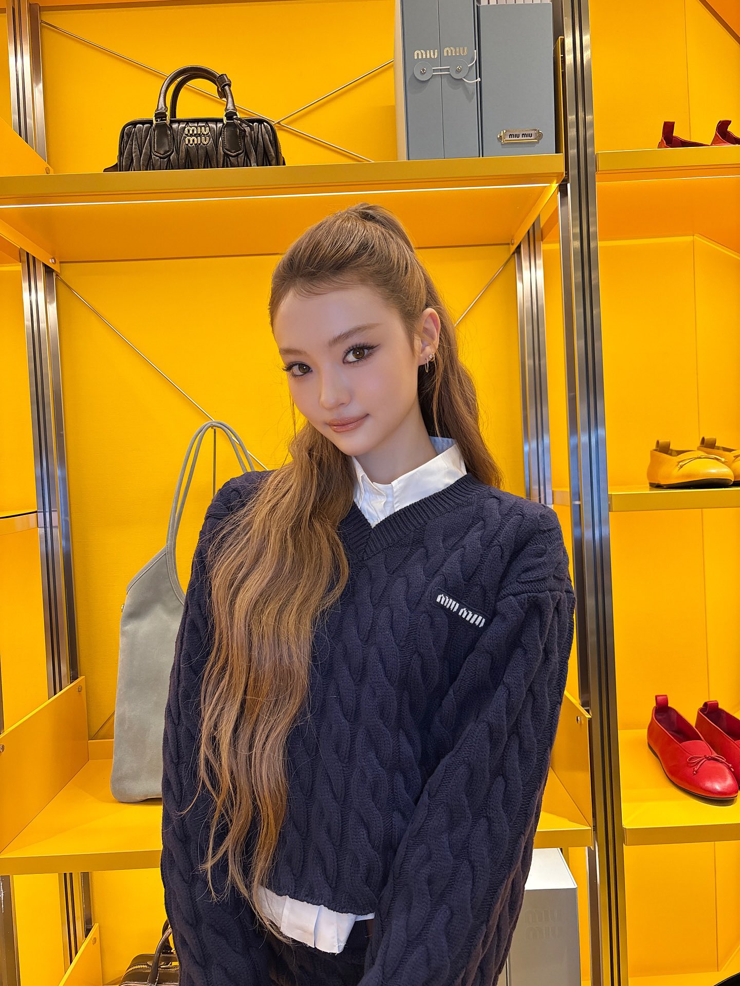 Ella (MEOVV)粉絲拍下的瞬間