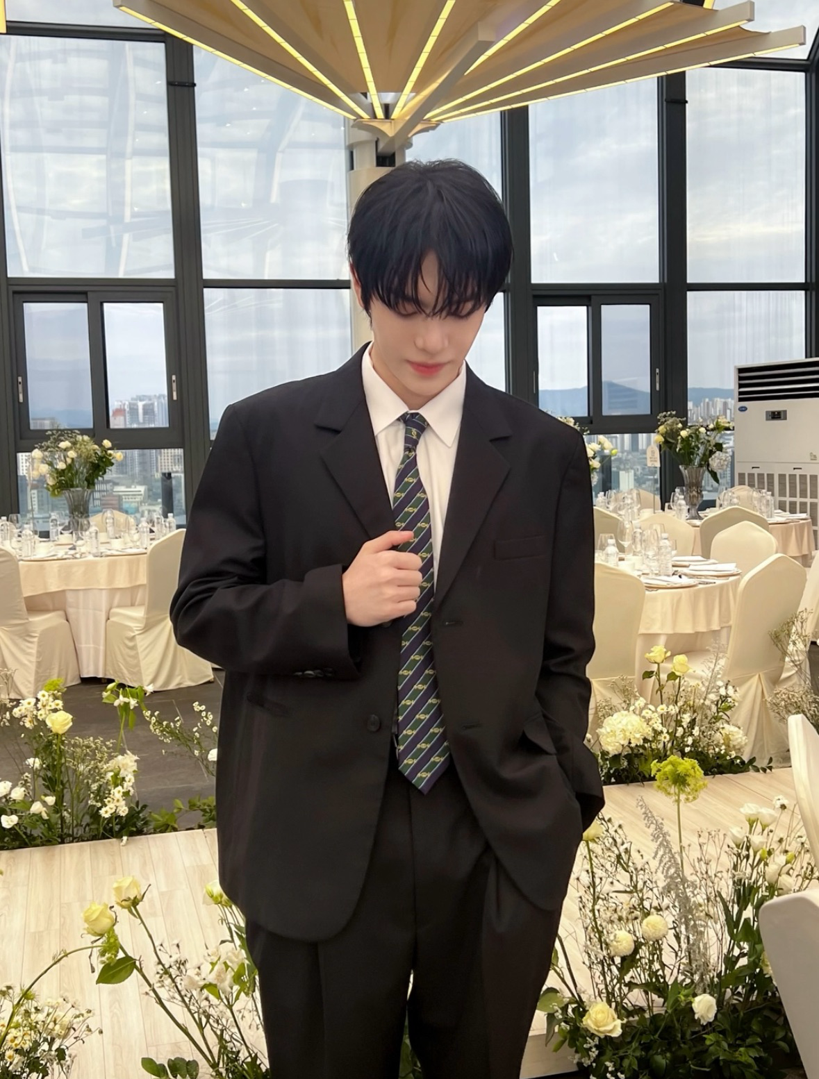 Behind-the-scenes cut of Park Donggyu