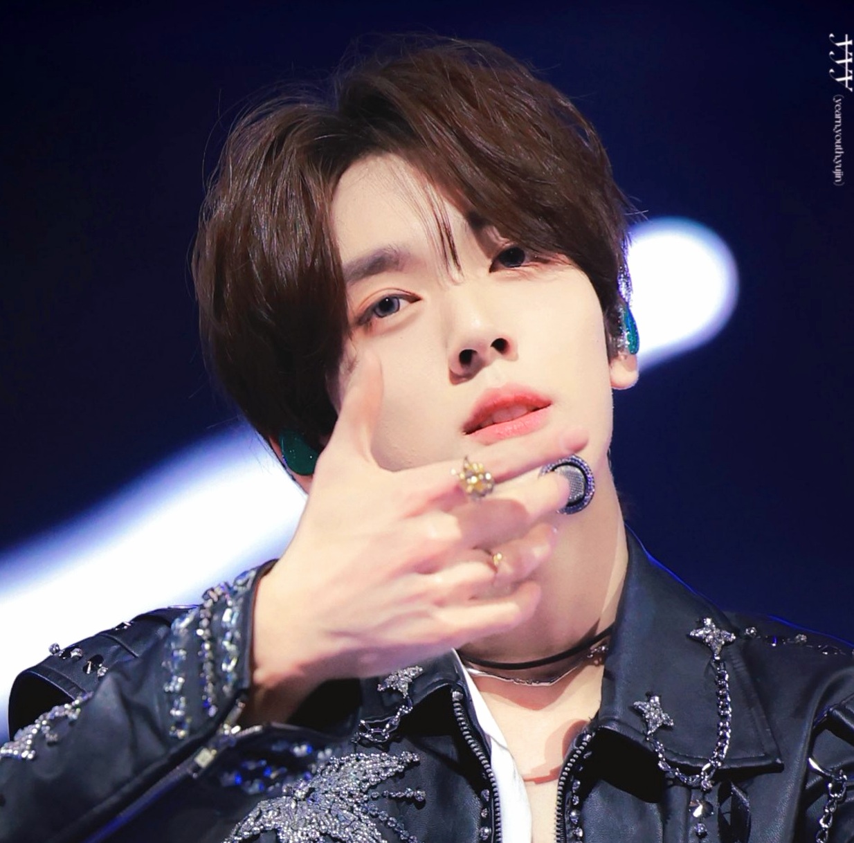 A moment captured by Han Yujin (ZEROBASEONE)'s fan