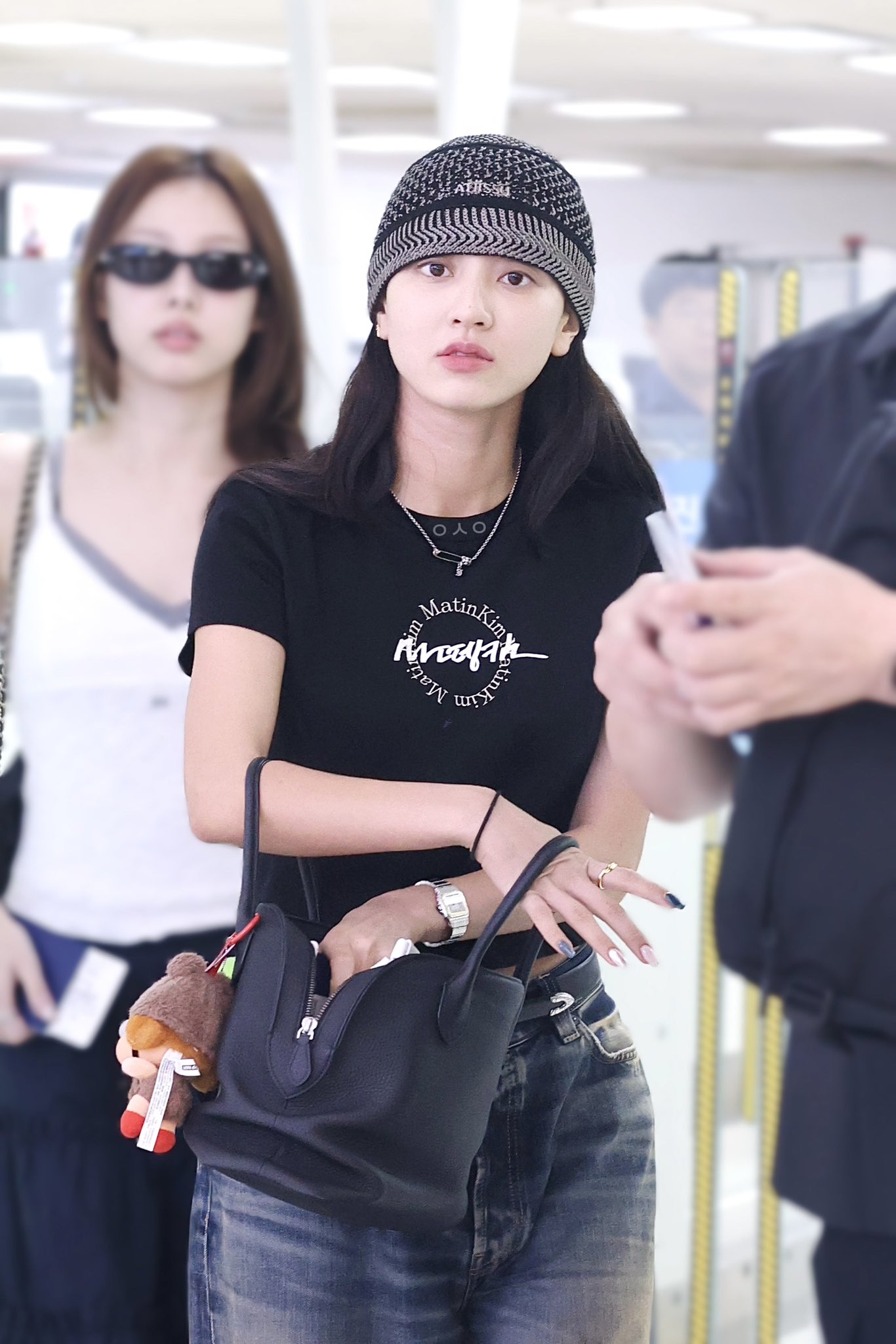 Recent activity shot of Jihyo (TWICE)