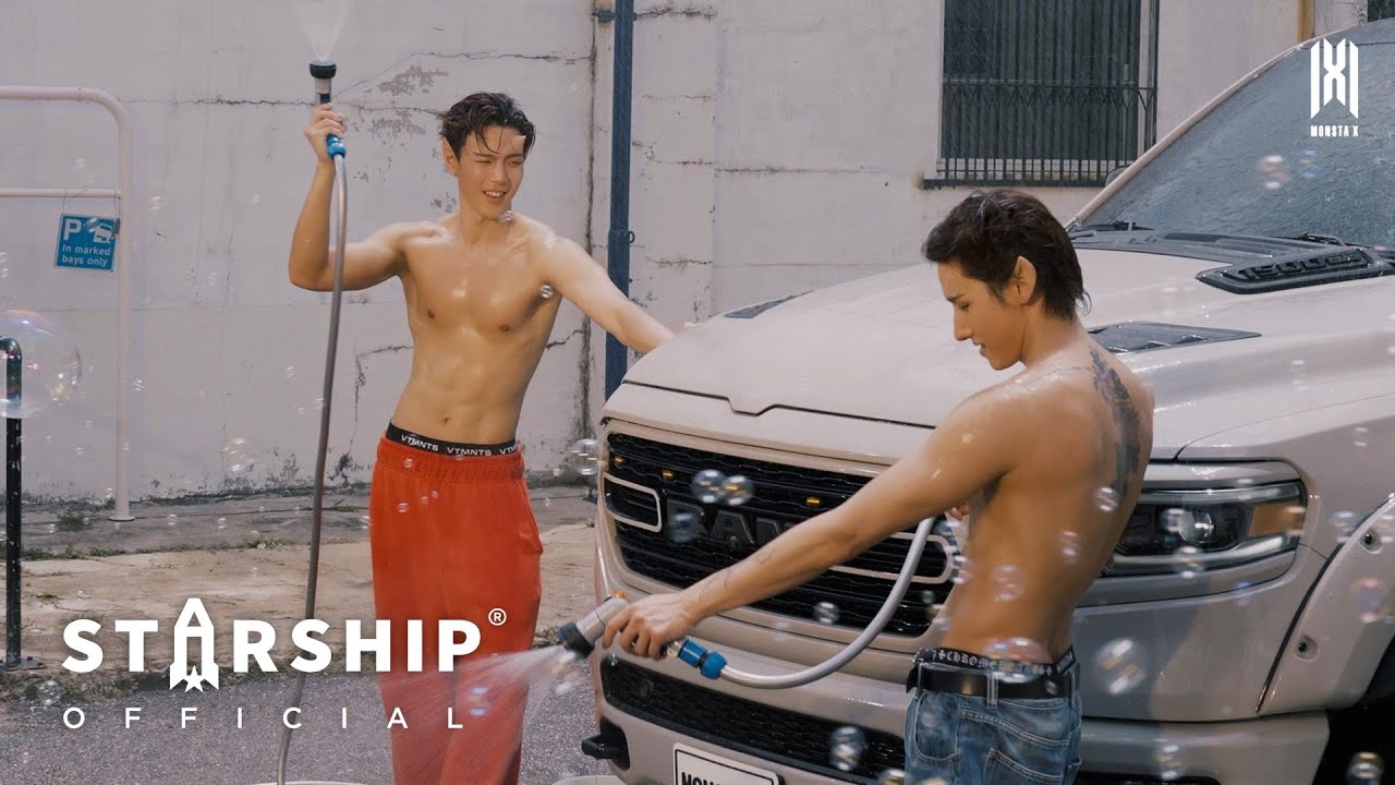 Behind-the-scenes cut of MONSTA X