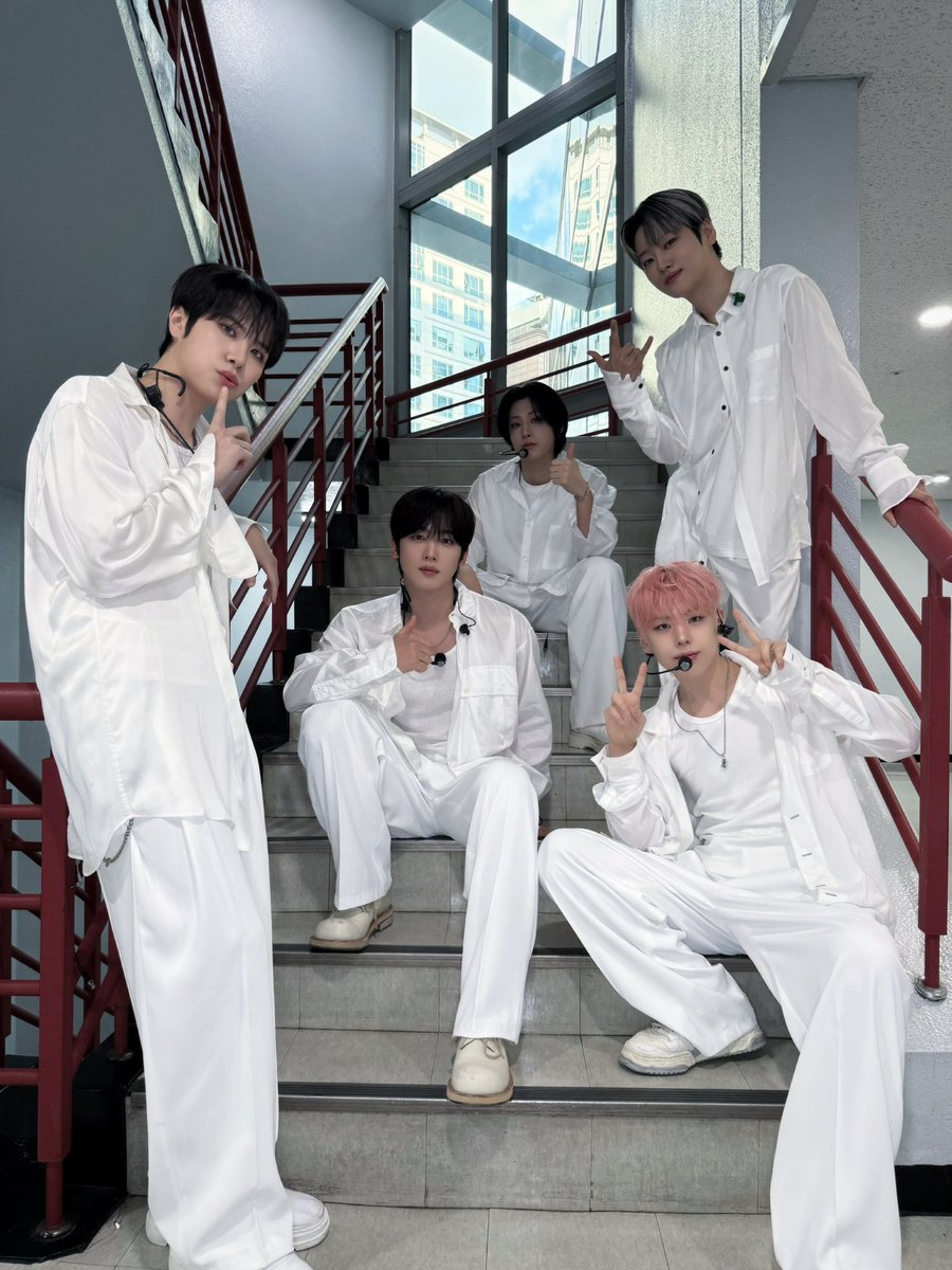 Potret di balik layar WEi