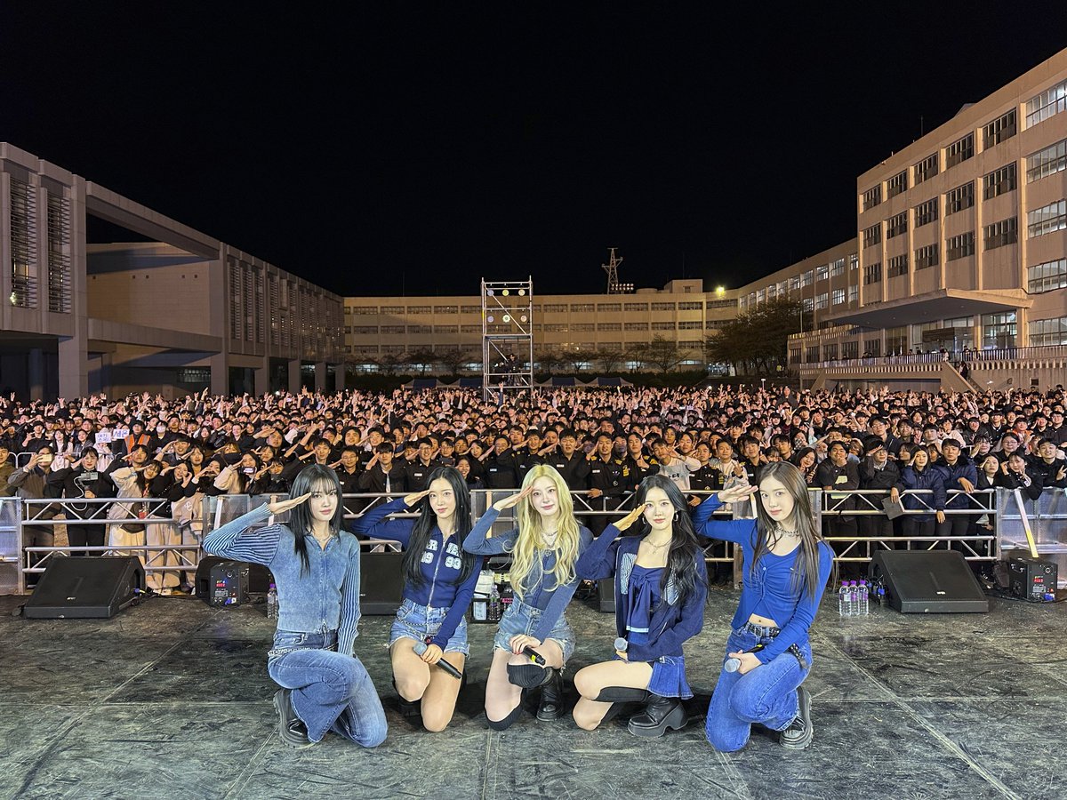 Behind-the-scenes cut of STAYC