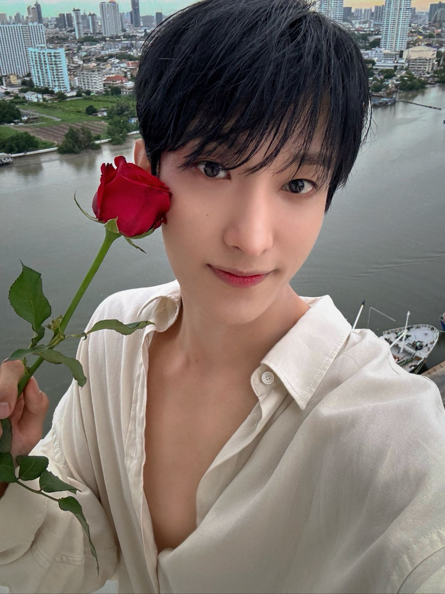 Behind-the-scenes cut of DK (SEVENTEEN)