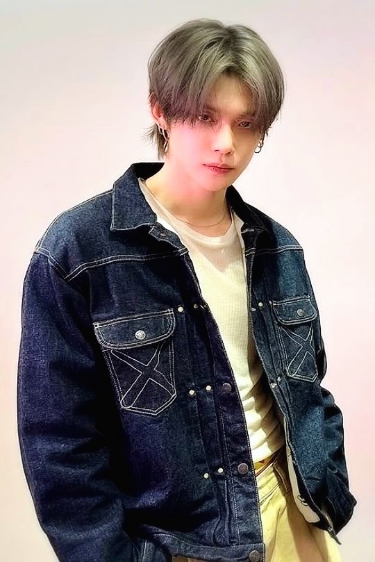 Recent activity shot of Yeonjun (TOMORROW X TOGETHER)