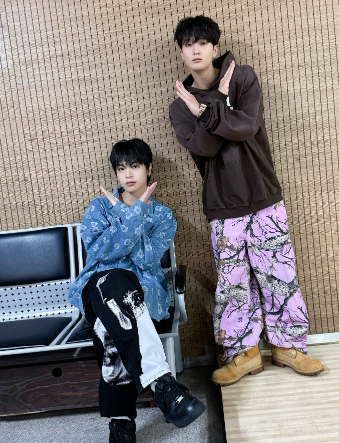 Behind-the-scenes cut of Yechan (Xikers)