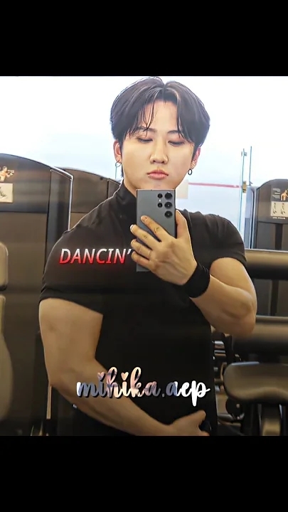 Behind-the-scenes cut of Changbin (Stray Kids)