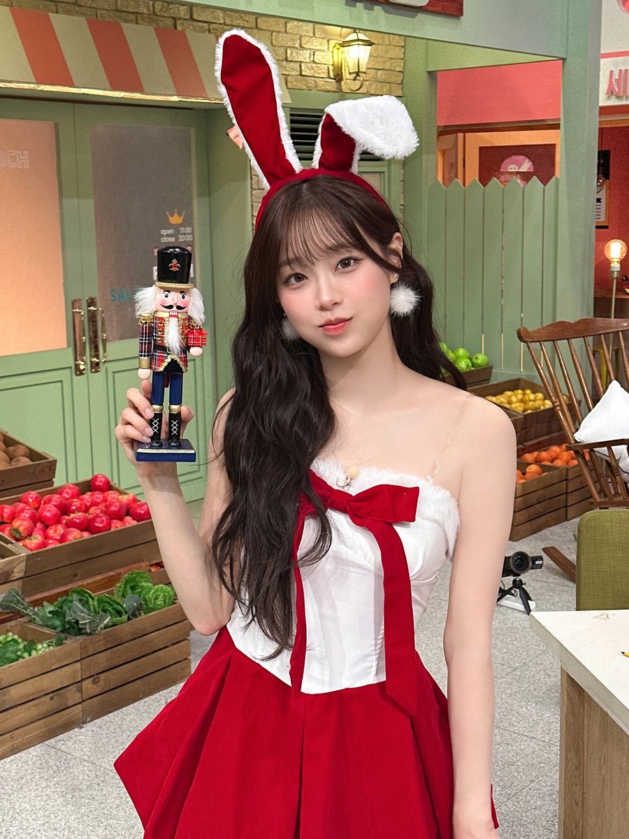 A moment captured by Chuu's fan