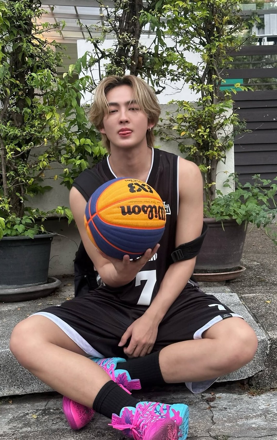 A moment captured by Heart (BUS)'s fan