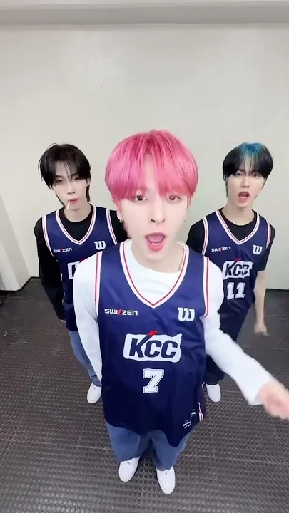 Fandom-recommended wallpaper image of n.SSign