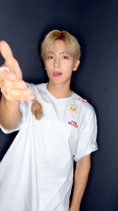 현재 (더보이즈) 팬이 찍은 순간