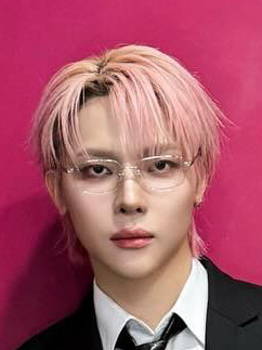 Nicholas (&TEAM)的幕后花絮