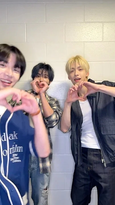 A moment captured by TOMORROW X TOGETHER's fan