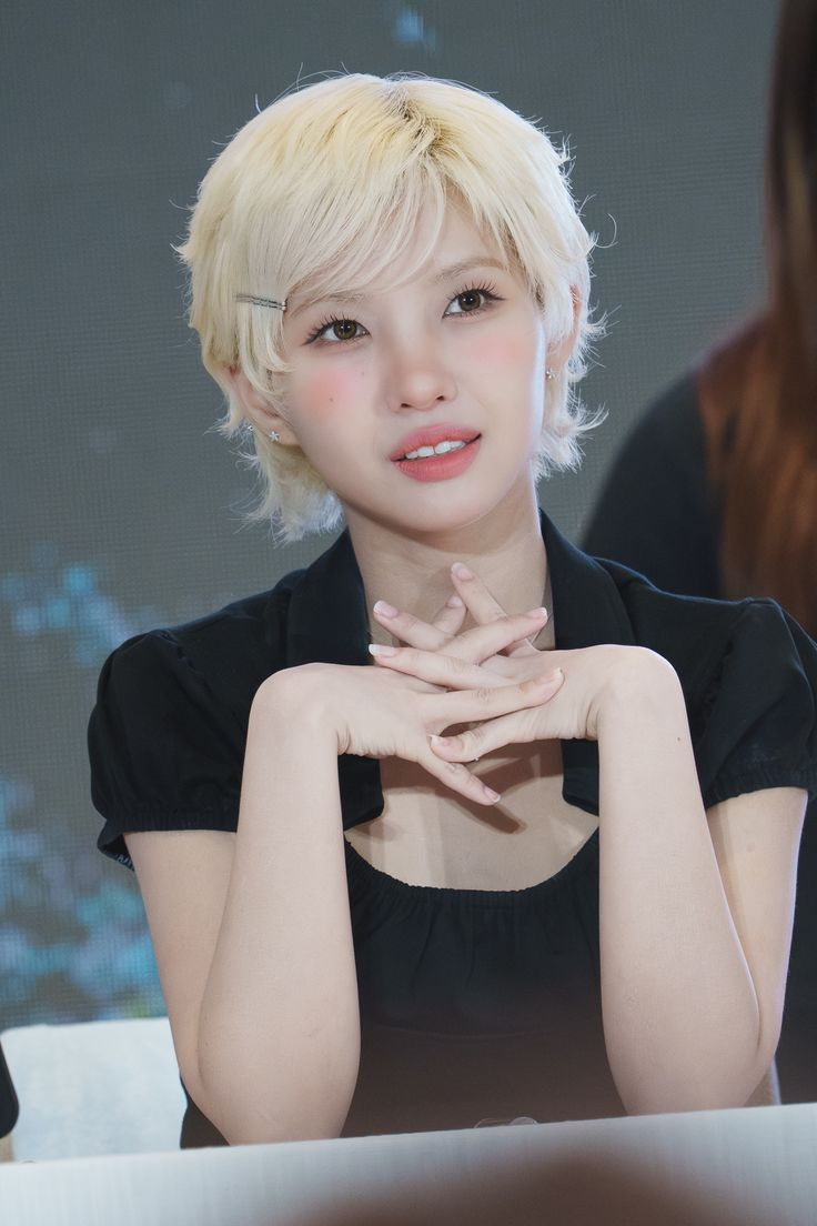 Recent activity shot of Soyeon (i-dle)
