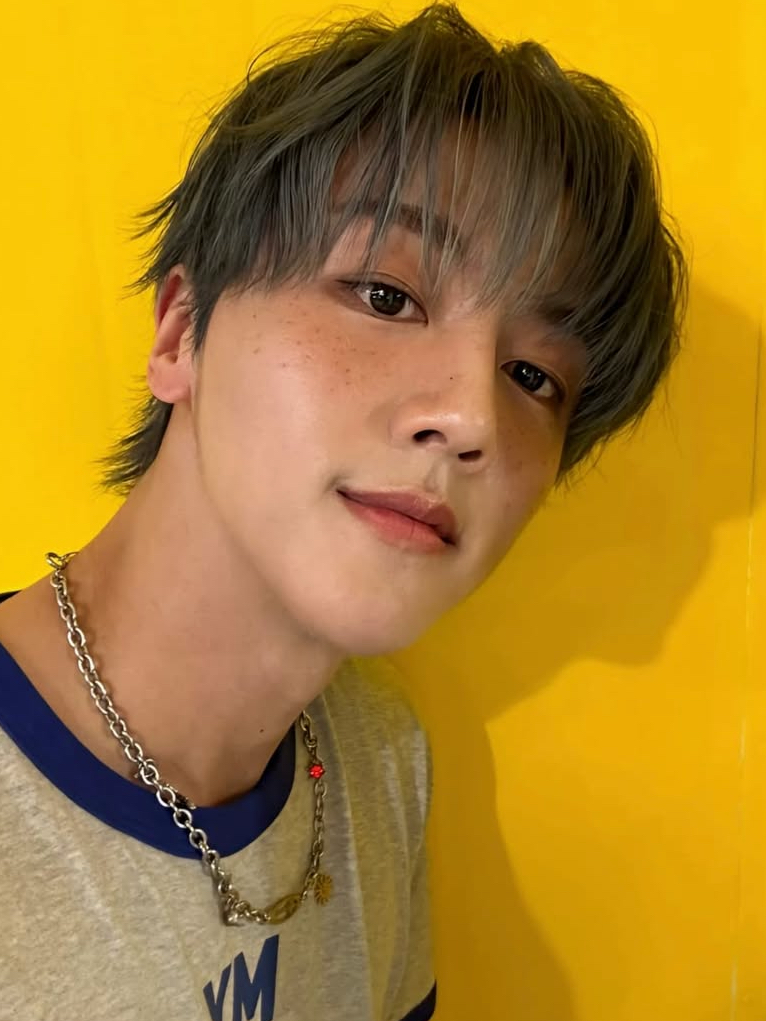 Latest photo of Youngbin (SF9)