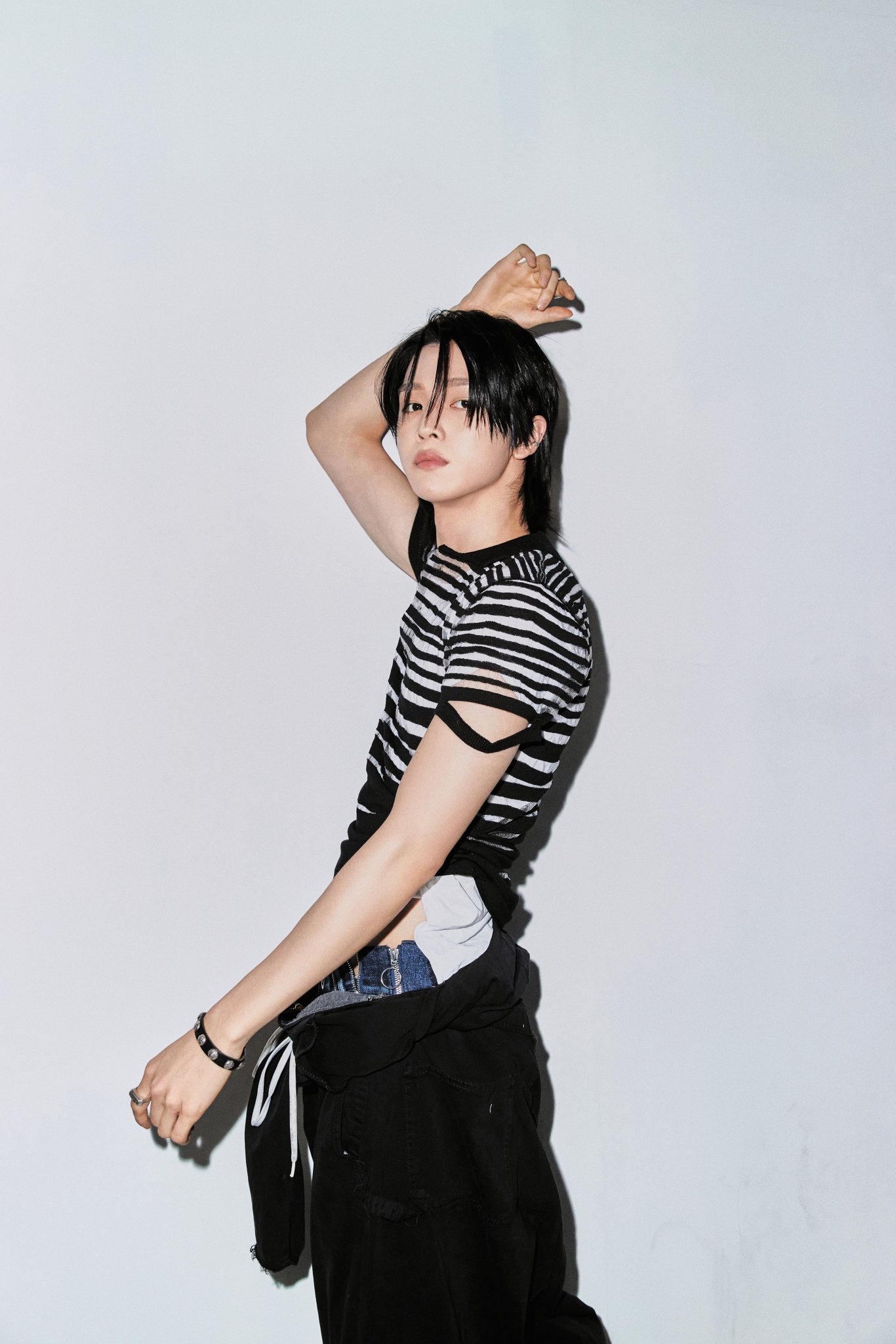 Recent activity shot of Sungchan (RIIZE)