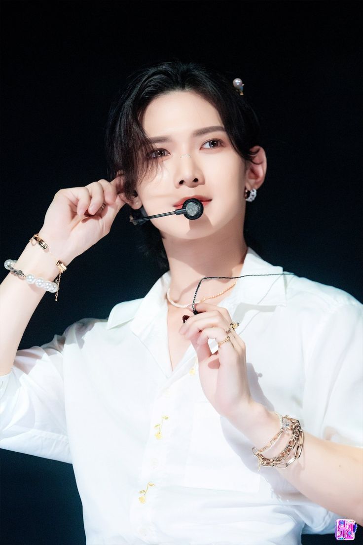 에이티즈의 최신 사진