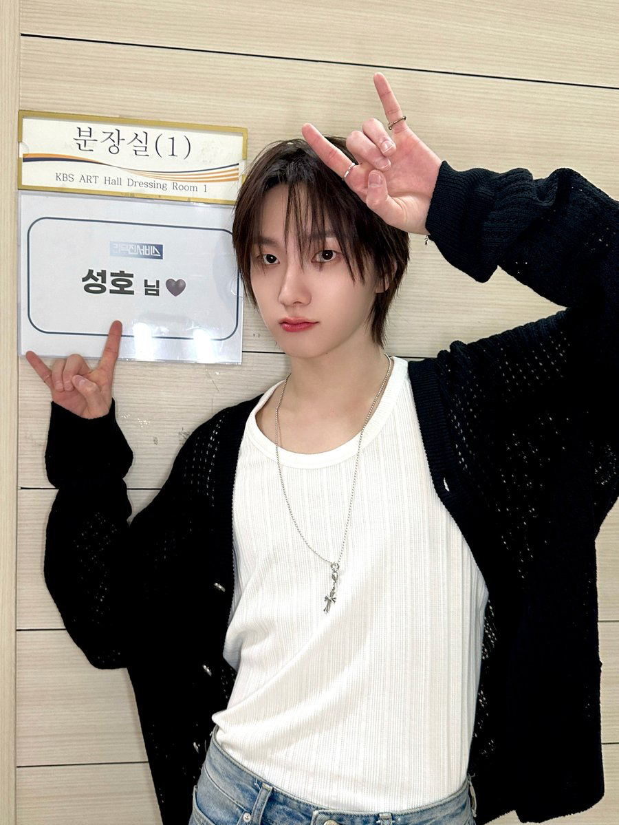 Recent activity shot of Sungho (BOYNEXTDOOR)