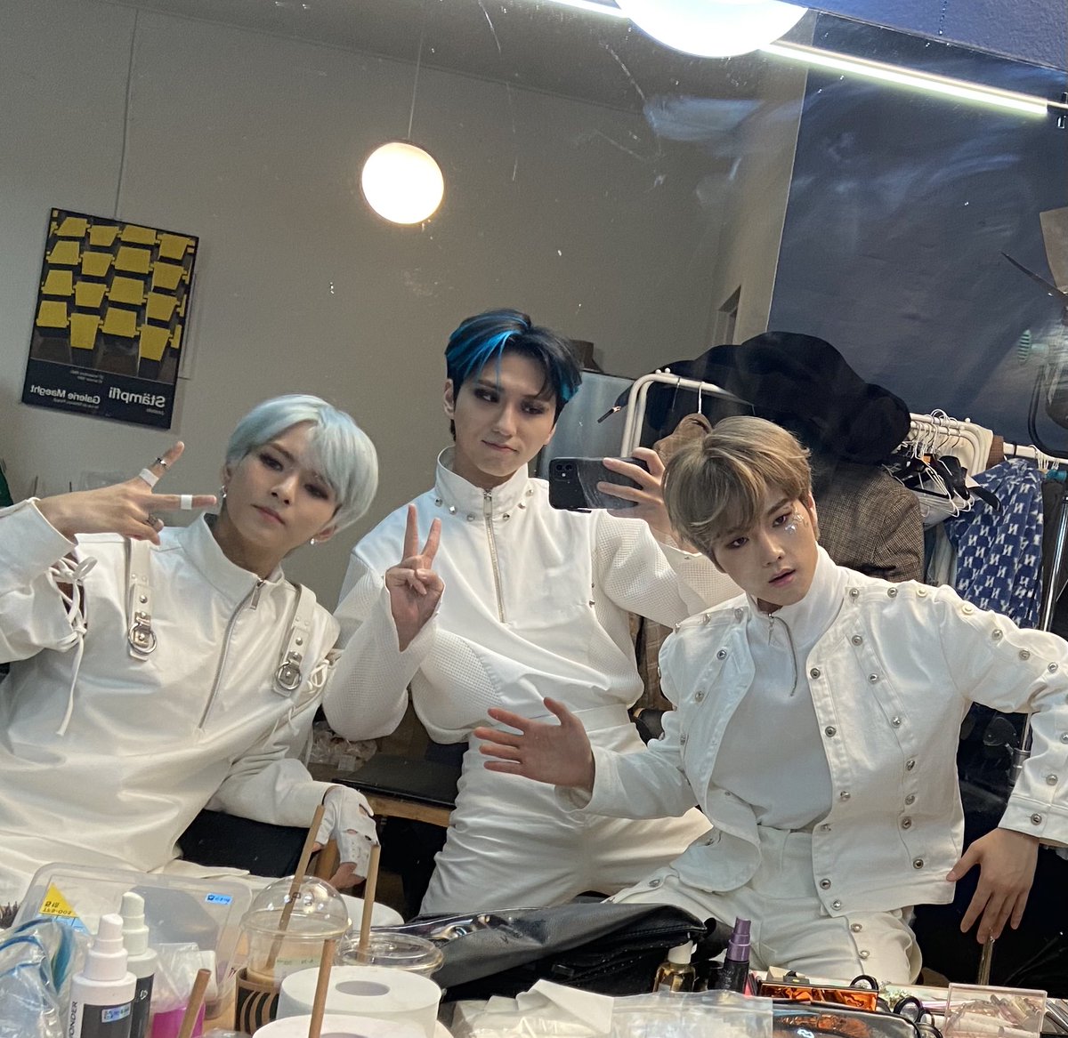 A moment captured by Xdinary Heroes's fan