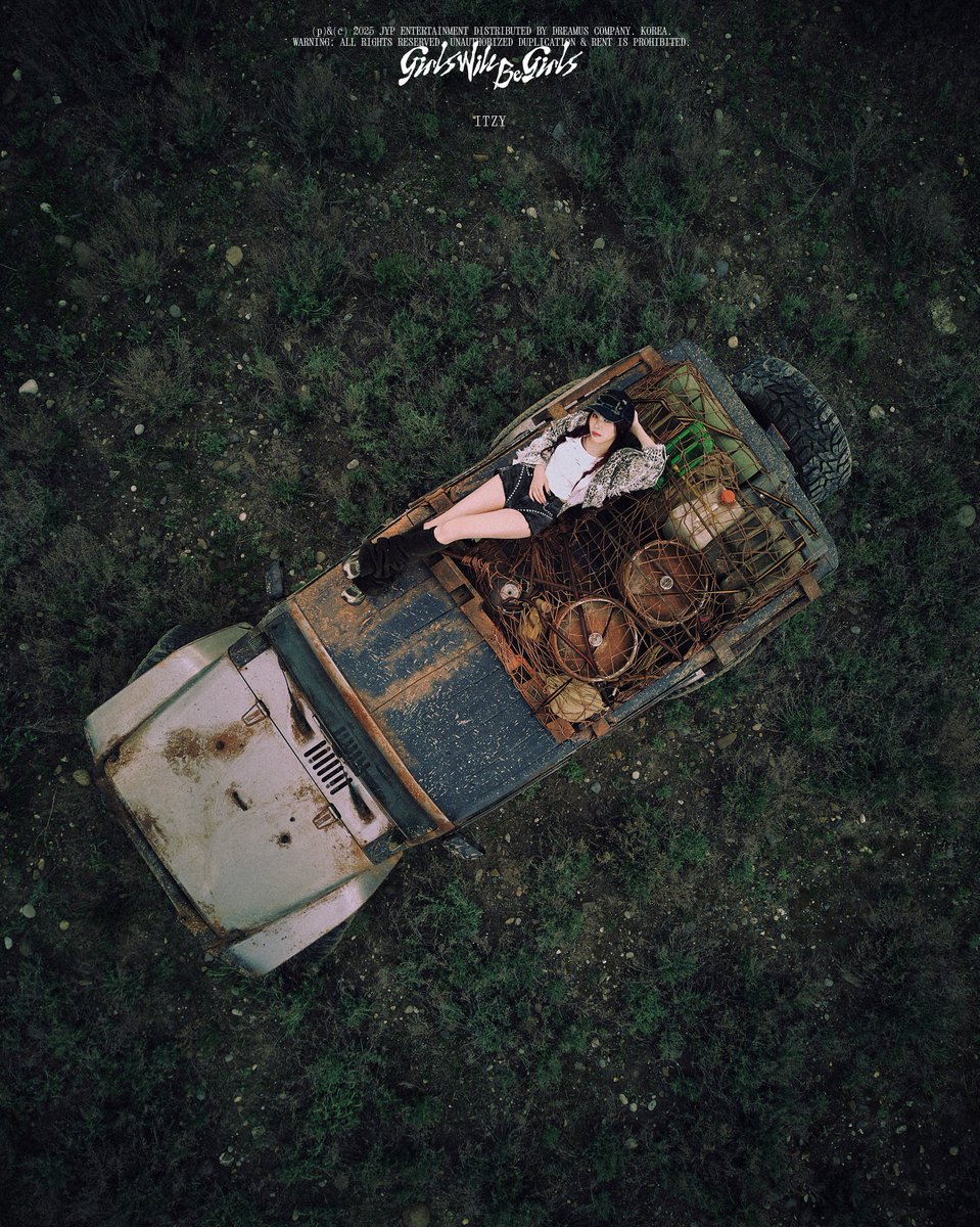 Latest photo of Ryujin (ITZY)