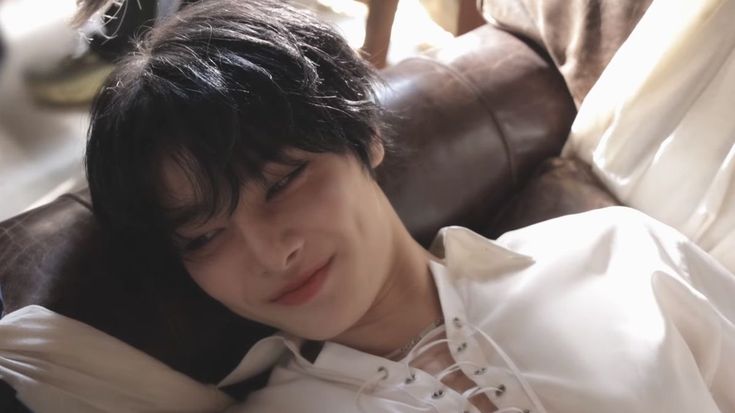 Foto aktivitas terbaru I.N (Stray Kids)