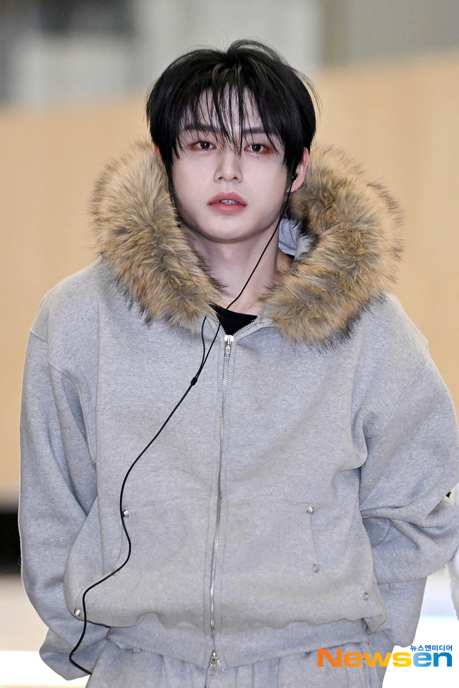 Recent activity shot of Kim Jiwoong (ZEROBASEONE)