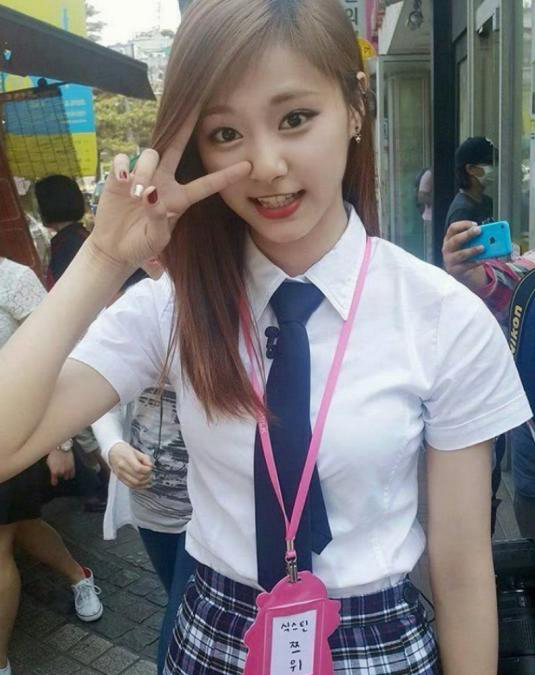 쯔위 (TWICE)의 최신 사진