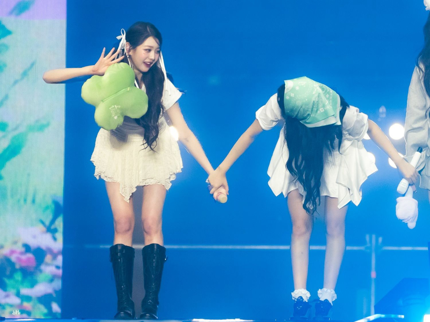 Recent activity shot of Jang Wonyoung (IVE)