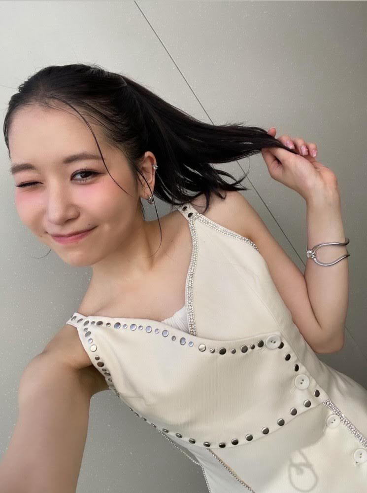 Recent activity shot of Kasahara Momona (ME:I)