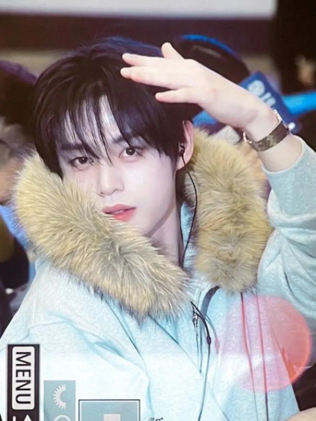 Behind-the-scenes cut of Kim Jiwoong (ZEROBASEONE)