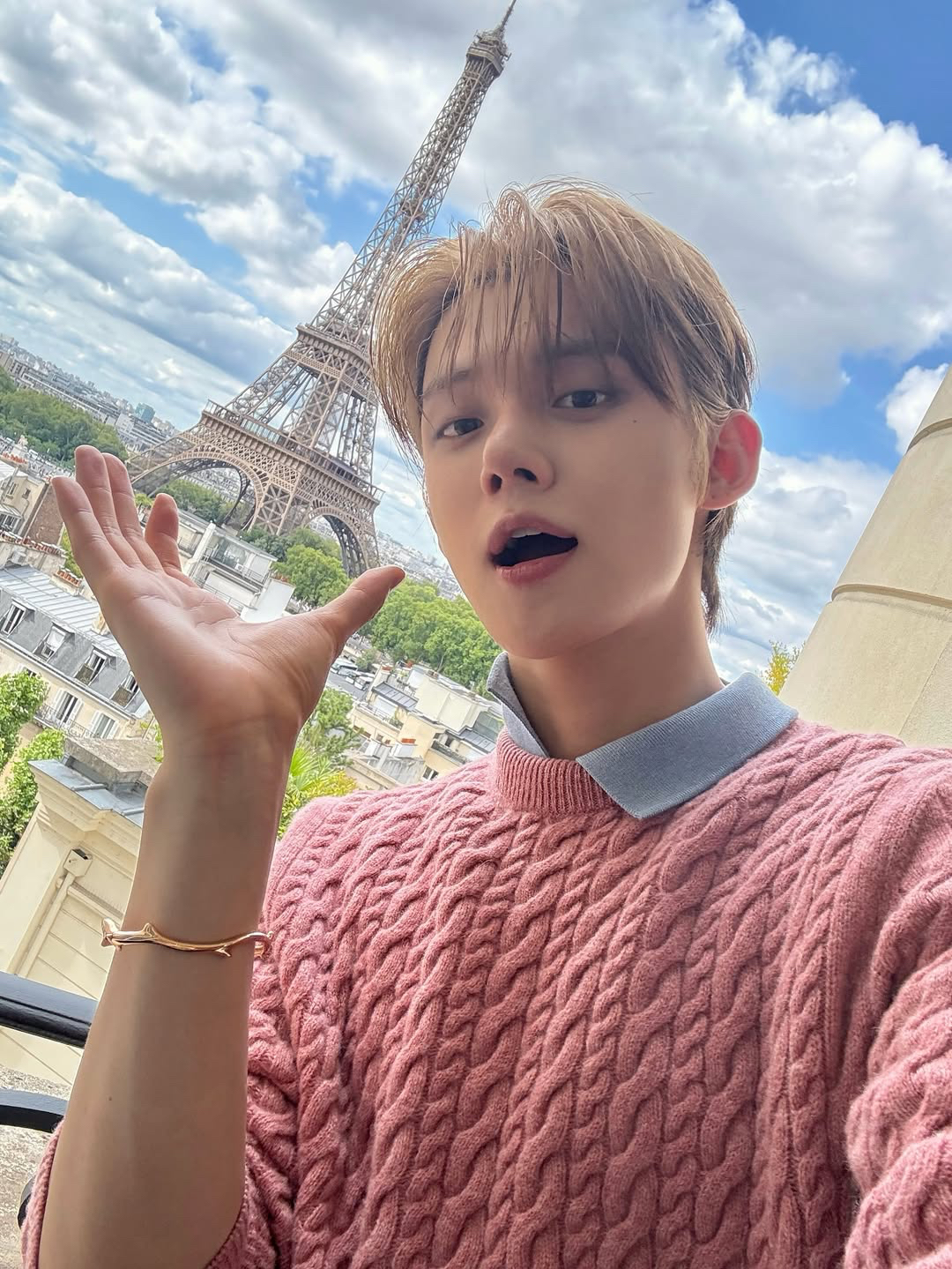 Recent activity shot of Yeonjun (TOMORROW X TOGETHER)