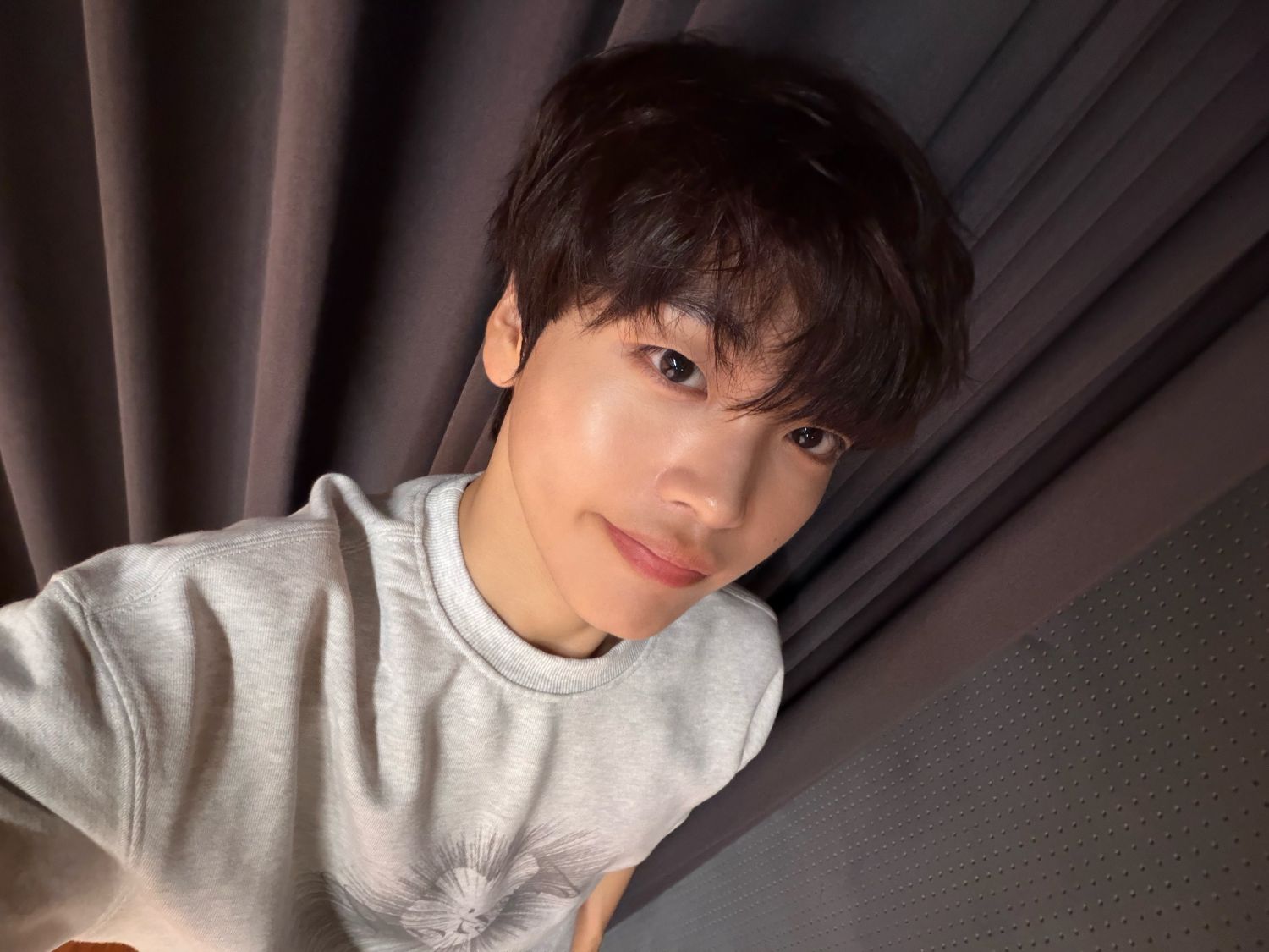 형준 (CRAVITY)의 비하인드 컷