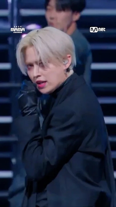 Recent activity shot of Mamehara Issei (JO1)