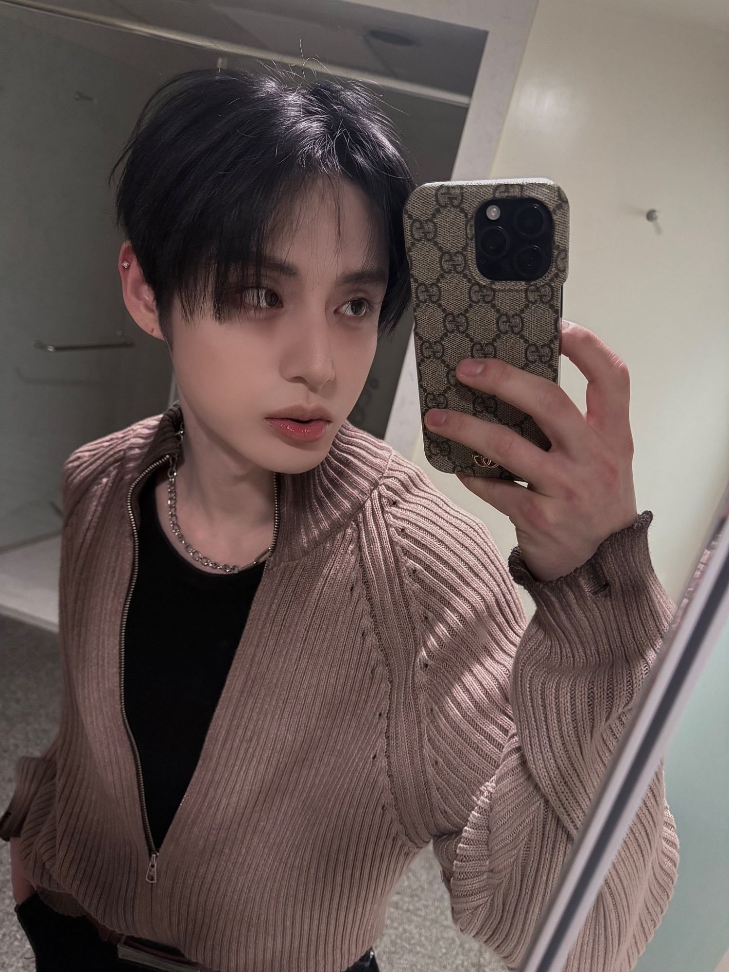 A moment captured by Kim Jiwoong (ZEROBASEONE)'s fan