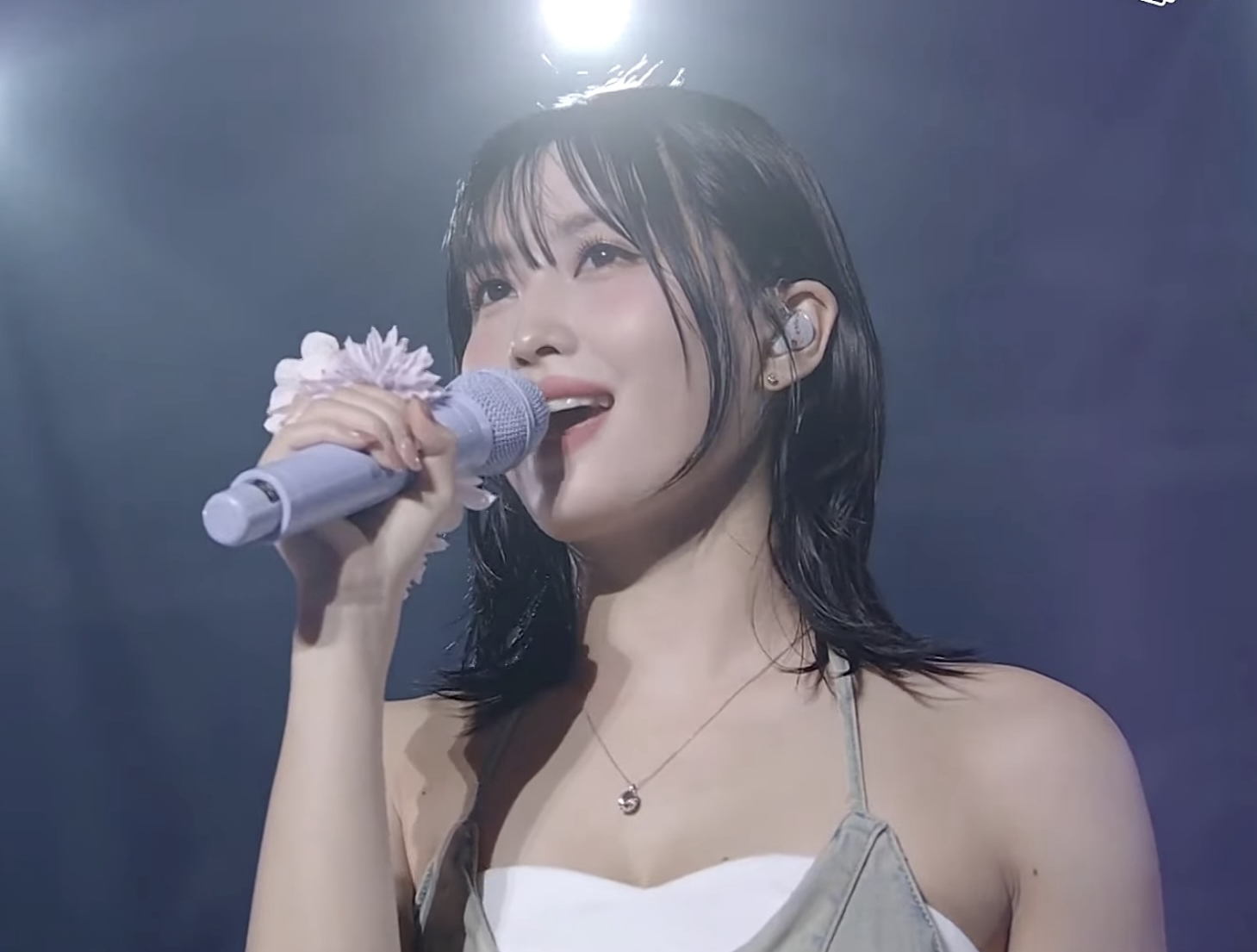 모모 (TWICE)의 최신 사진