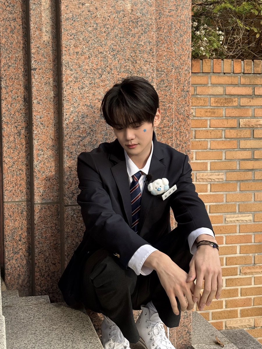 Recent activity shot of ZEROBASEONE