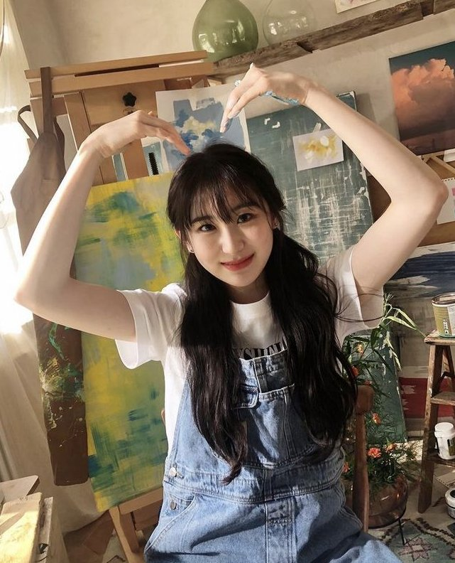 이채연 최근 활동샷