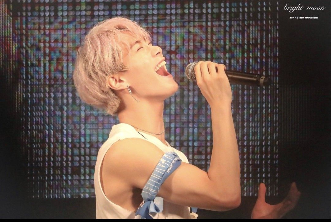 Latest photo of Moonbin (ASTRO)
