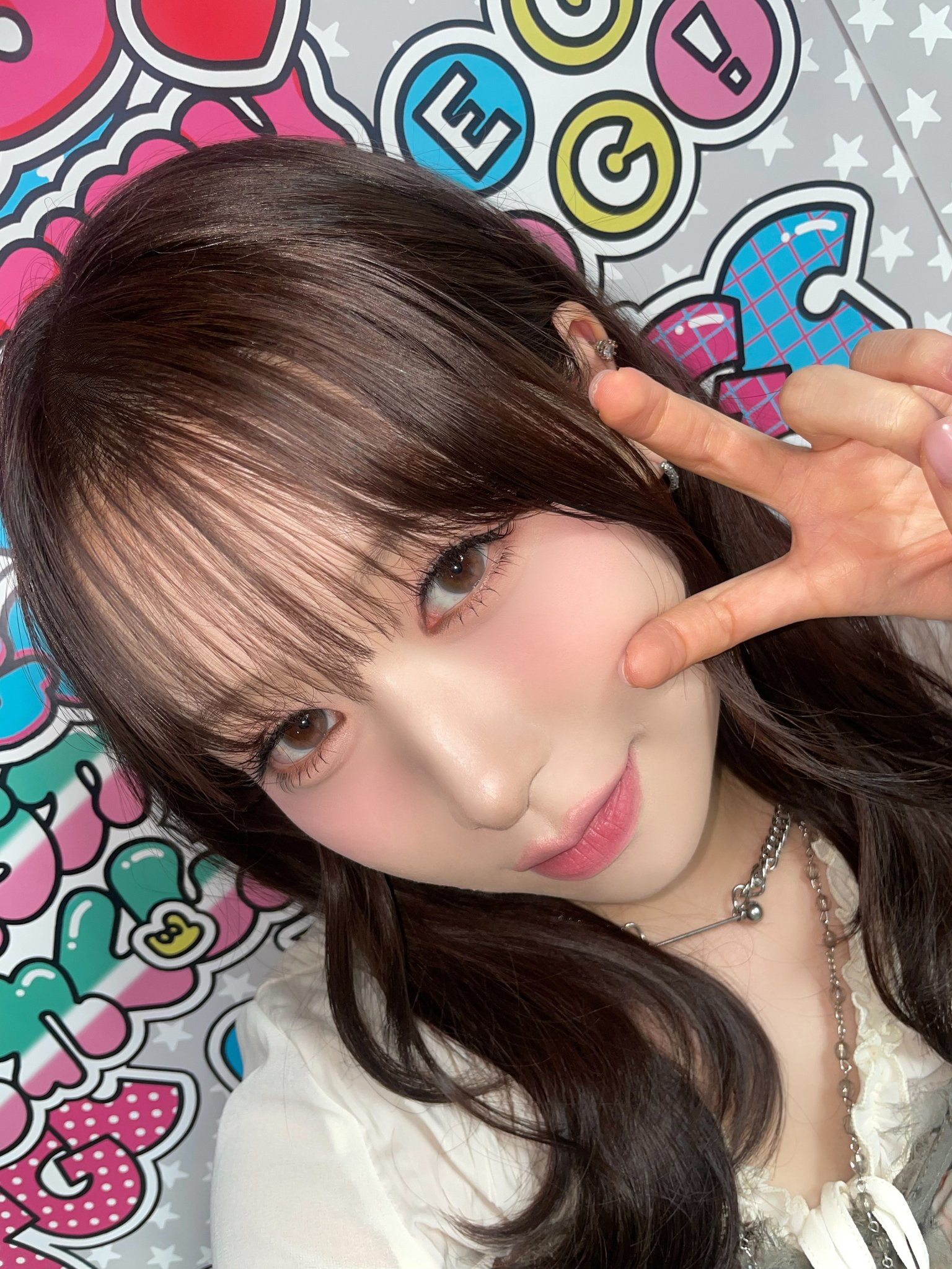 Behind-the-scenes cut of Kasahara Momona (ME:I)